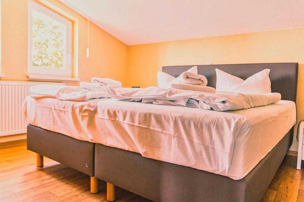 Mit Meerblick Und Balkon, Gratis Nutzung Vom Ahoi Erlebnisbad Und Sauna In Sellin - Meeresblick Fewo 29 ゲーレン エクステリア 写真
