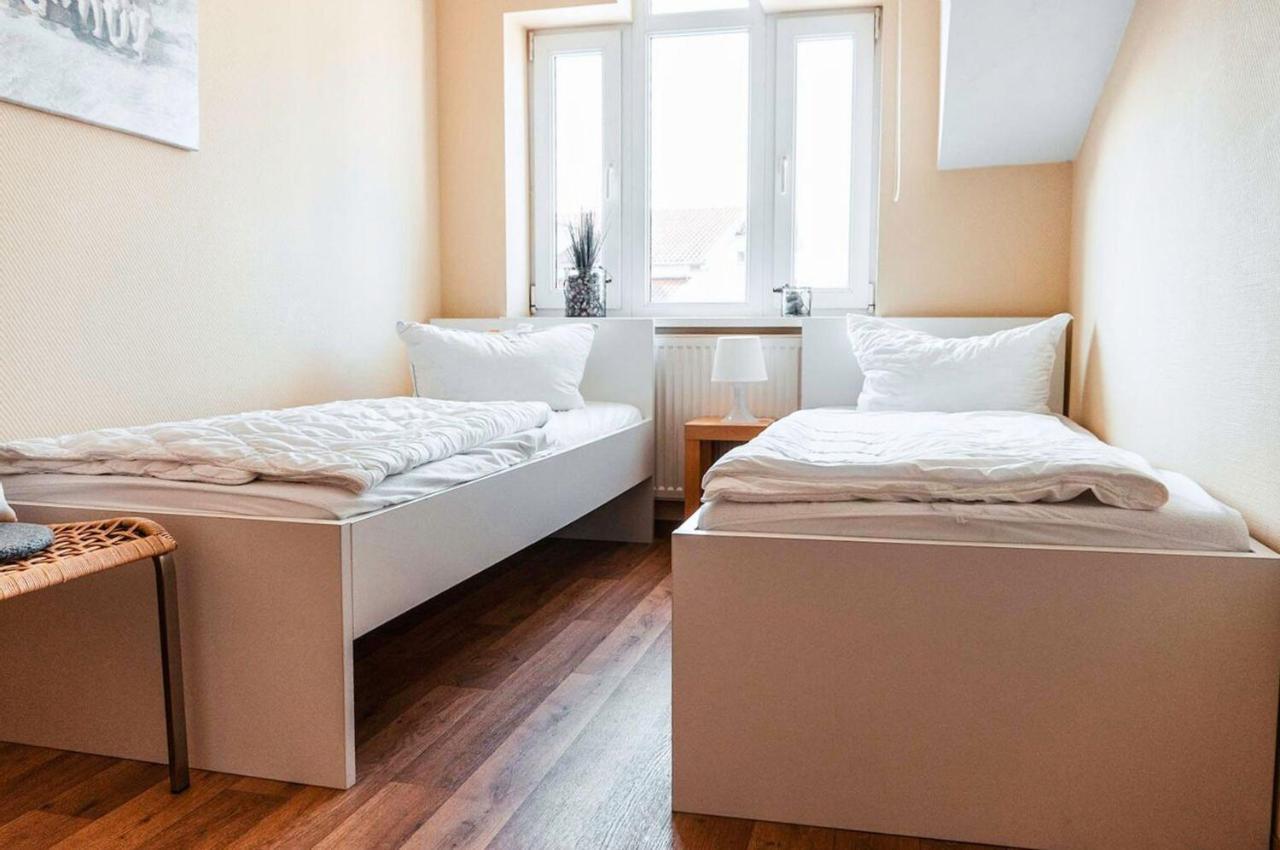 Mit Meerblick Und Balkon, Gratis Nutzung Vom Ahoi Erlebnisbad Und Sauna In Sellin - Meeresblick Fewo 29 ゲーレン エクステリア 写真