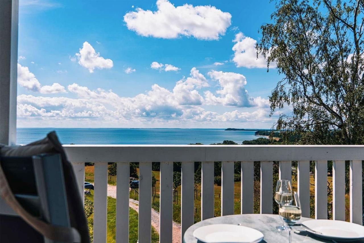 Mit Meerblick Und Balkon, Gratis Nutzung Vom Ahoi Erlebnisbad Und Sauna In Sellin - Meeresblick Fewo 29 ゲーレン エクステリア 写真